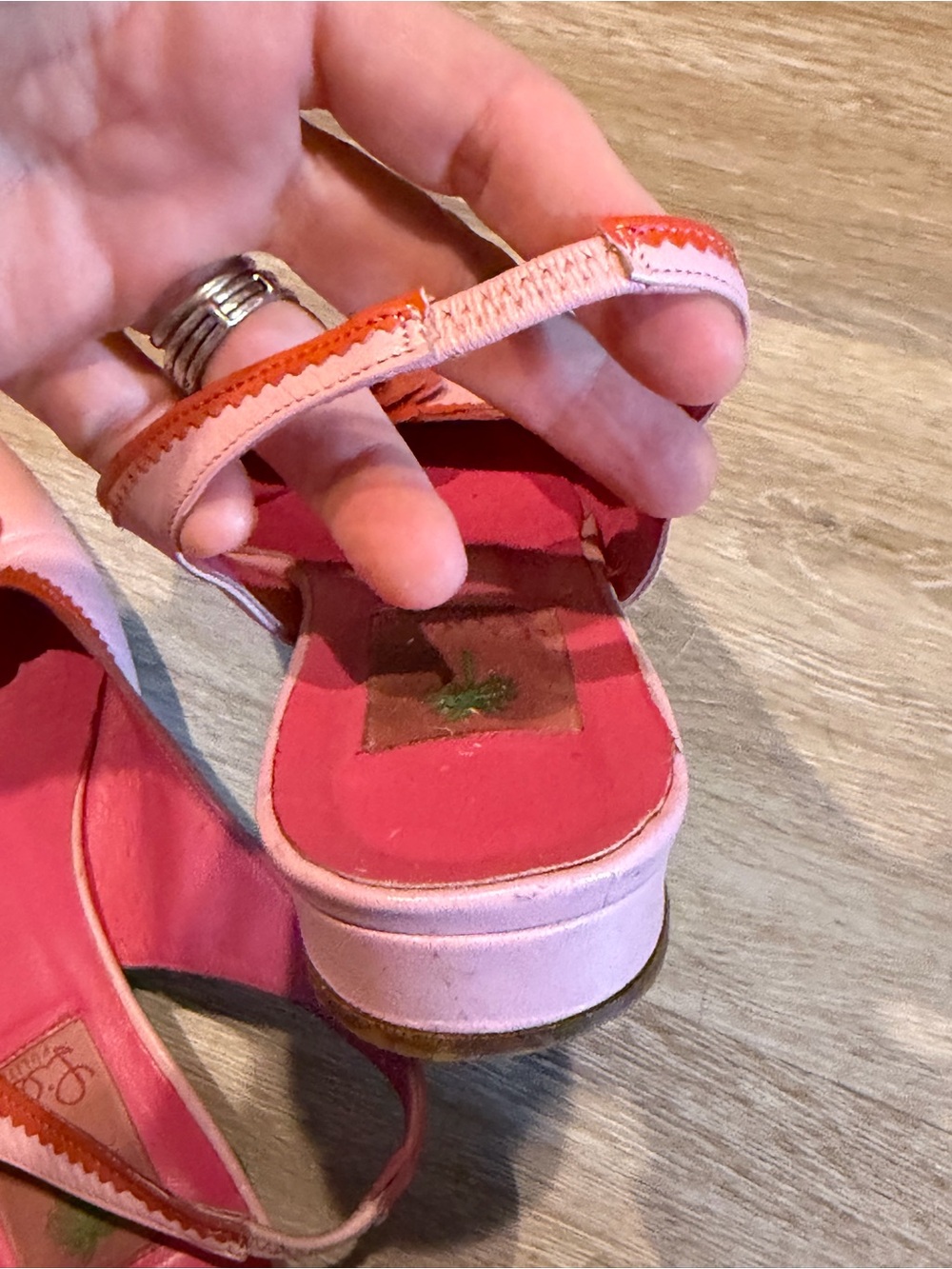 Vintage Lilly Pulitzer Pink Slingback Mules with Red Floral Accent 🩷 - Picture 10 of 16